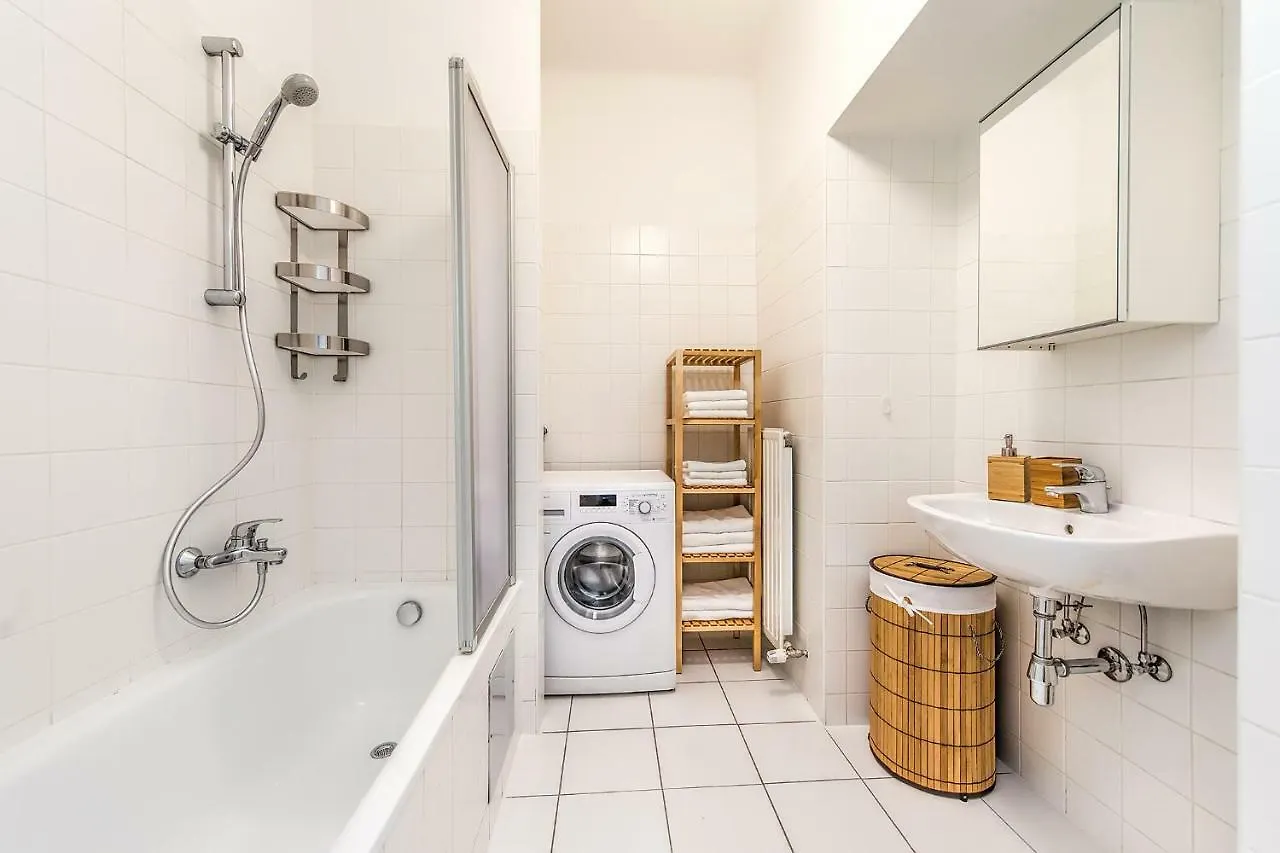 فيينا Beautiful Inner City Apartment 0*,  النمسا