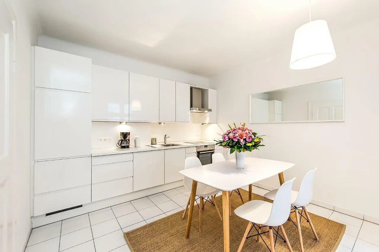 فيينا Beautiful Inner City Apartment النمسا