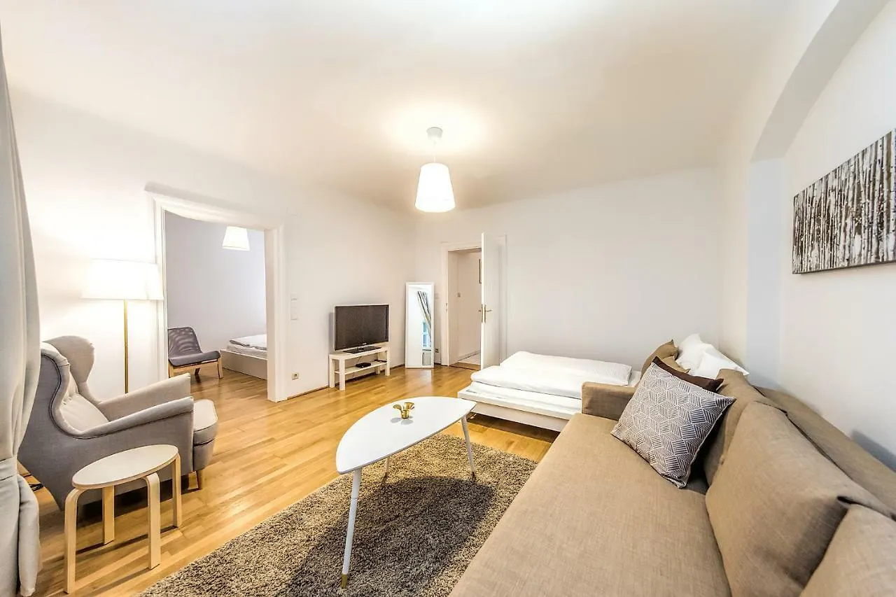 فيينا Beautiful Inner City Apartment 0*,  النمسا